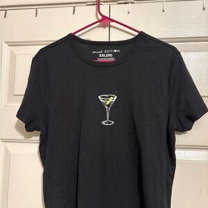 Social Edition Black T-Shirt (cropped) w/ Martini glass XXL